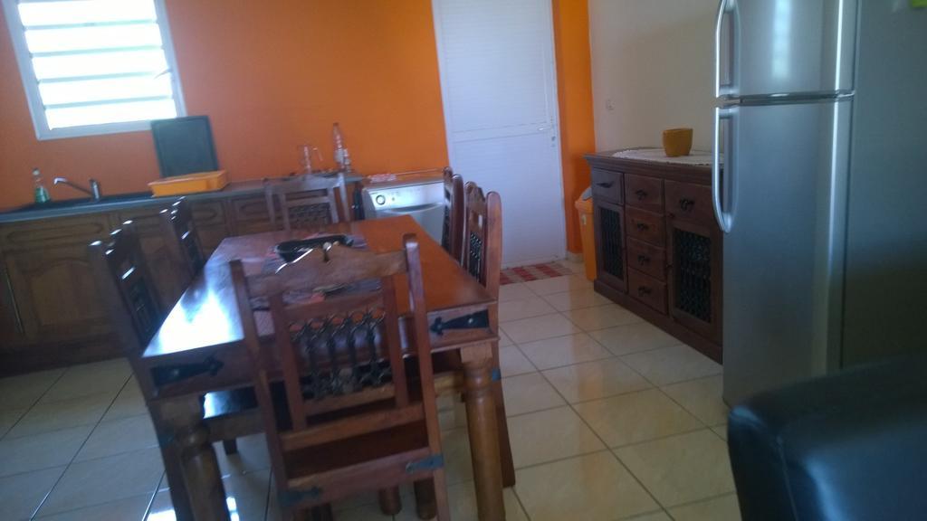 Les Bungalows Du Mont-Auban Sainte-Clotilde Esterno foto